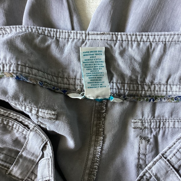 Sundance Alberta Pants Woman’s Size 6 Soft Grey 100% Tencel Button Pockets - Picture 5 of 10